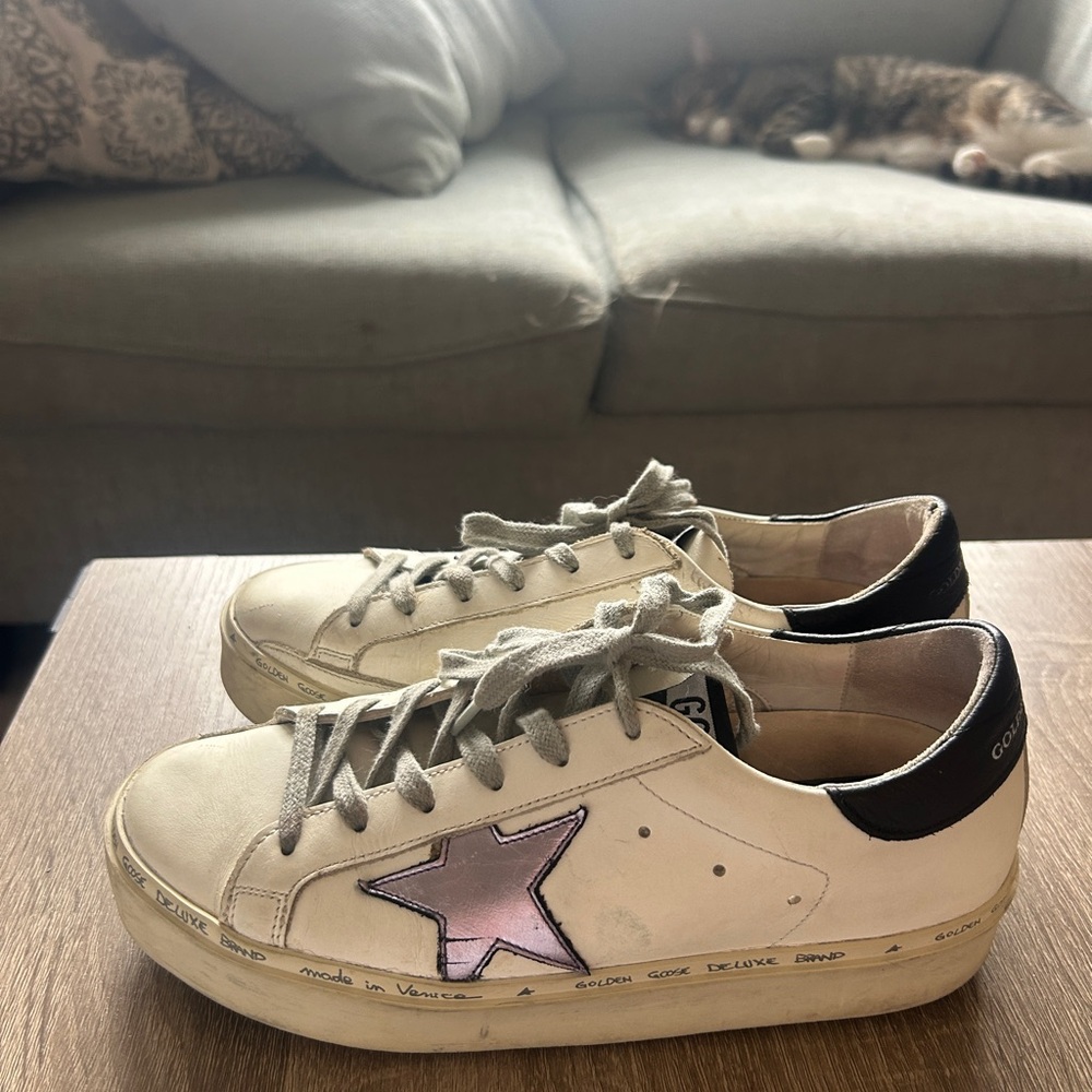 Golden Goose Deluxe Brand Hi-Star Sneakers white/purple
